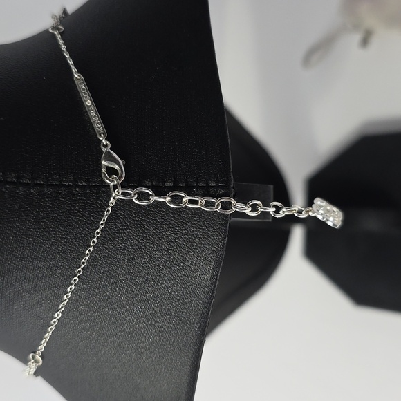 Kendra Scott Dazzling Silver Necklace EUC with Dust Bag - Picture 3 of 5